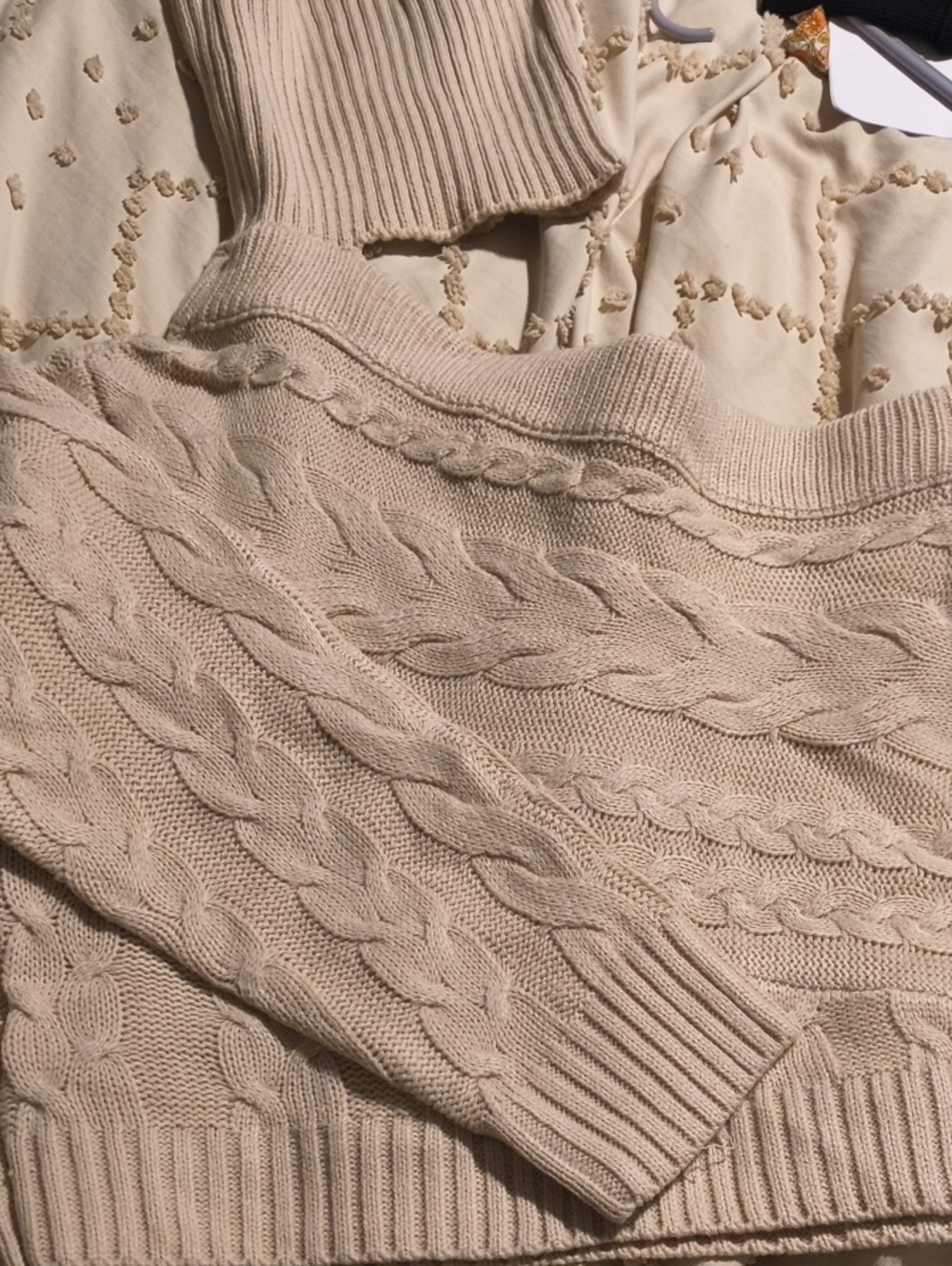 Cozy Cable Knit Women's Sweater in Beige